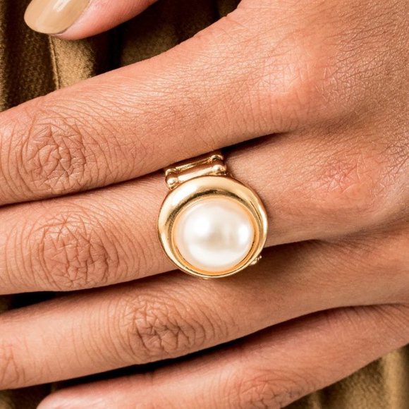 Passion of Essence Jewelry - SALE! Prim and Prosper Gold Ring